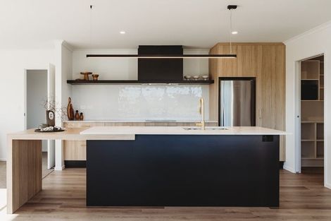 Photo of property in 25b Silverwood Lane, Leamington, Cambridge, 3495