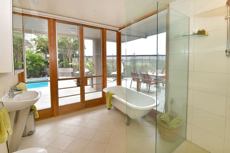 Photo of property in 9 Swann Beach Road, Stanmore Bay, Whangaparaoa, 0932