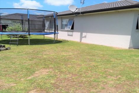 Photo of property in 5 Strathaven Road, Wattle Downs, Auckland, 2103