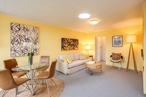 Photo of property in 2/1 Gardiner Street, Westshore, Napier, 4110