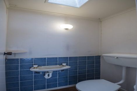 Photo of property in 60 Glengarry Road, Glen Eden, Auckland, 0602