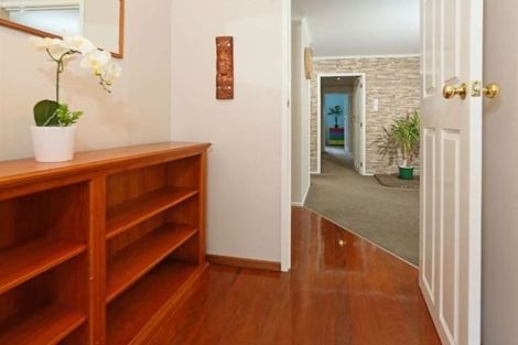 Photo of property in 61 Oreil Avenue, West Harbour, Auckland, 0618