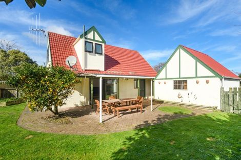 Photo of property in 68 Pencarrow Street, Highbury, Palmerston North, 4412