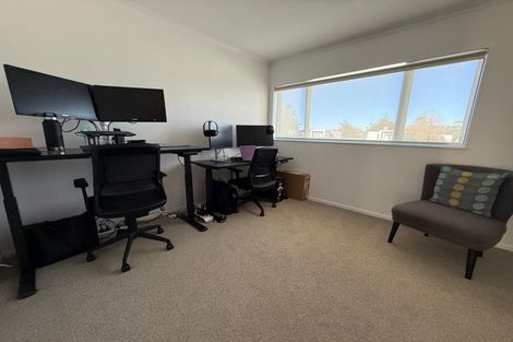 Photo of property in 8 Kitea Place, Mangere, Auckland, 2022
