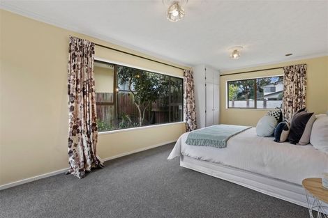 Photo of property in 83 Waratah Street, Avondale, Christchurch, 8061