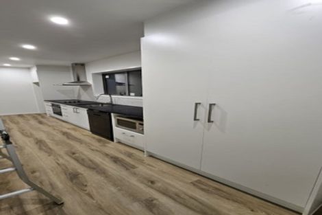 Photo of property in 13 Deanna Drive, West Harbour, Auckland, 0618