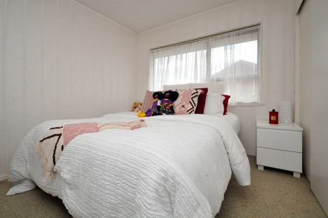 Photo of property in 2/288 Queen Street, Pukekohe, 2120