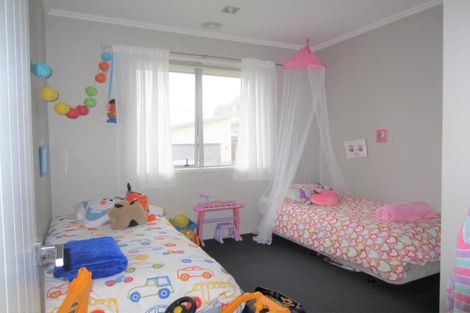 Photo of property in 8 Grenache Place, Rototuna, Hamilton, 3210