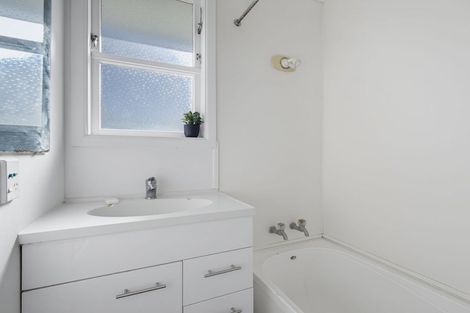 Photo of property in 83 Sunset Road, Mangakakahi, Rotorua, 3015