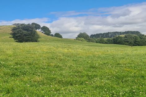 Photo of property in 2386 Tarata Road, Tarata, Inglewood, 4387