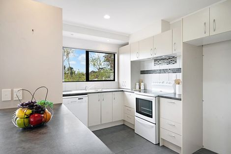 Photo of property in 1/86a West Drive, West Harbour, Auckland, 0618