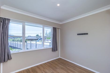 Photo of property in 31 Kawiu Road, Levin, 5510