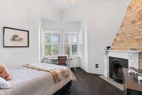 Photo of property in 215 Jervois Road, Herne Bay, Auckland, 1011