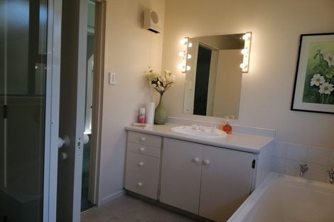 Photo of property in 4b Glenfinnan Place, Andersons Bay, Dunedin, 9013