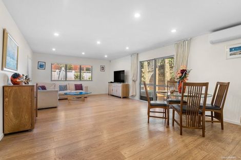 Photo of property in 1/76 Glamorgan Drive, Torbay, Auckland, 0630