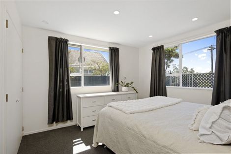 Photo of property in 464 Marine Parade, South New Brighton, Christchurch, 8062