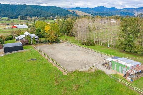 Photo of property in 73 Wakefield Road, Levin, 5571