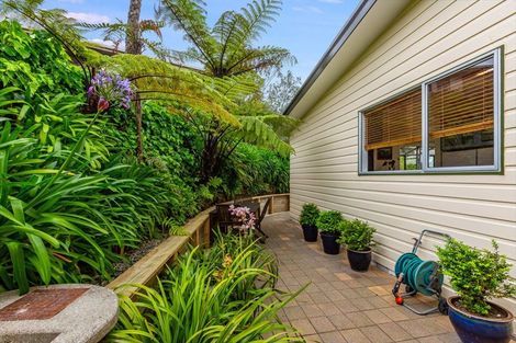 Photo of property in 129 Kahu Road, Paremata, Porirua, 5024