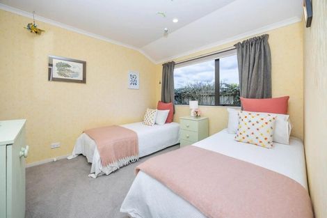 Photo of property in 22 Cranbrook Place, Rototuna North, Hamilton, 3210