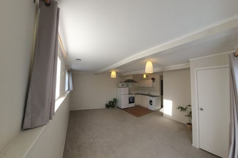 Photo of property in 178 Waimumu Road, Massey, Auckland, 0614