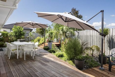 Photo of property in 30 Charlotte Drive, Omokoroa, 3114