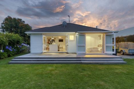 Photo of property in 63 Ngaio Street, Saint Martins, Christchurch, 8022