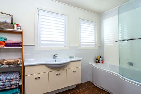 Photo of property in 82 Douglas Street, Highfield, Timaru, 7910