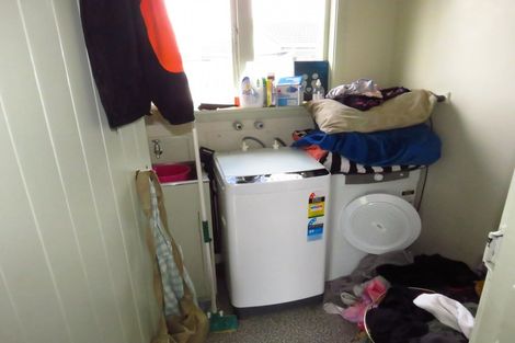 Photo of property in 59 Brougham Street, Westport, 7825