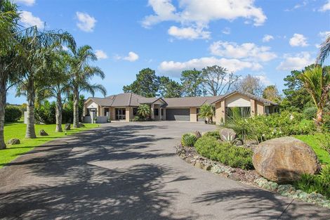 Photo of property in 8 Millbrook Drive, Waiuku, 2683