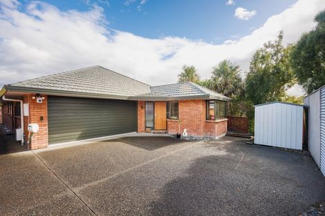 Photo of property in 197 Ruapehu Drive, Fitzherbert, Palmerston North, 4410