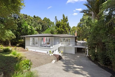 Photo of property in 20 Waima Crescent, Titirangi, Auckland, 0604