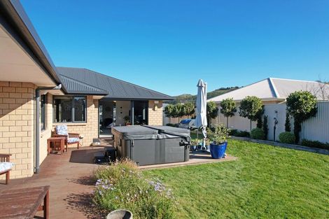 Photo of property in 14 Mcmullan Place, Oamaru North, Oamaru, 9400