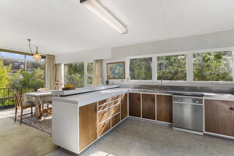 Photo of property in 6 The Esplanade, Castor Bay, Auckland, 0620