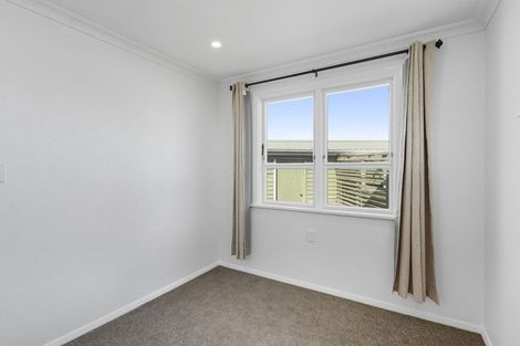 Photo of property in 4 Ross Street, Levin, 5510
