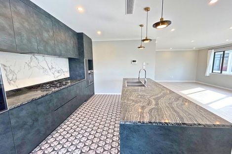 Photo of property in 42 Montgomery Avenue, Belmont, Auckland, 0622