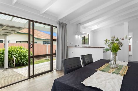 Photo of property in 1 Edgewater Grove, Whakatane, 3120