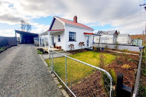 Photo of property in 9 Milton Street, Ohai, 9635