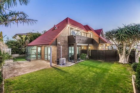 Photo of property in 2/57 Hoteo Avenue, Papatoetoe, Auckland, 2025