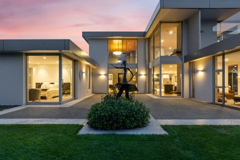 Photo of property in 32 Talboys Drive, Winton, 9720