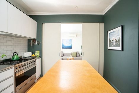 Photo of property in 166 Owen Street, Newtown, Wellington, 6021