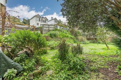 Photo of property in 6 Macbeth Street, Caversham, Dunedin, 9012