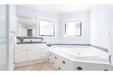 Photo of property in 20 Friesian Place, Grandview Heights, Hamilton, 3200