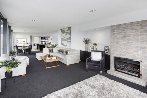 Photo of property in 12 Harry Ell Drive, Cashmere, Christchurch, 8022