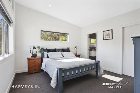 Photo of property in 31c Woodfern Crescent, Titirangi, Auckland, 0604