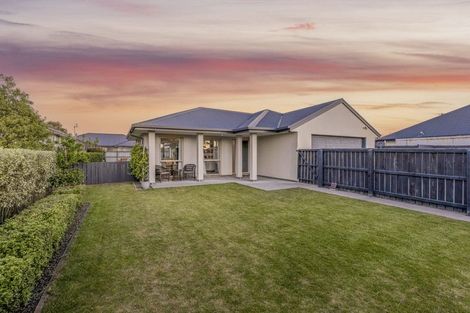 Photo of property in 64 Wattle Drive, New Brighton, Christchurch, 8083