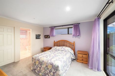 Photo of property in 29 Putake Drive, Parklands, Christchurch, 8083