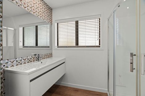 Photo of property in 22 Matipo Place, Edgecumbe, 3120