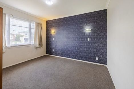 Photo of property in 116 Oakwood Avenue, Balaclava, Dunedin, 9011