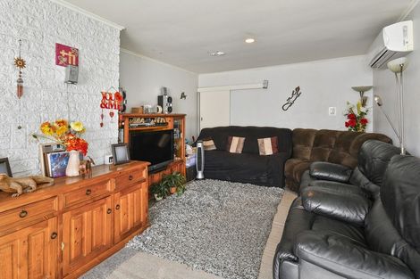 Photo of property in 27 Halver Road, Hillpark, Auckland, 2102