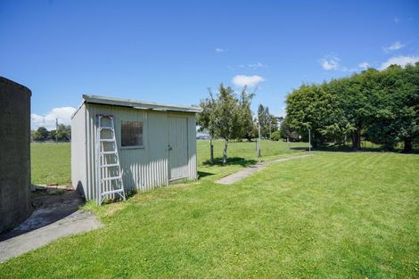 Photo of property in 18 Irvine Street, Wallacetown, 9816